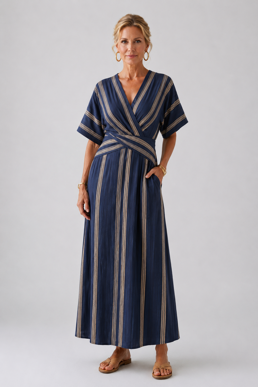 Saphira | V-Ausschnitt Kurzarm Gestreiftes Wickel-Midi-Kleid