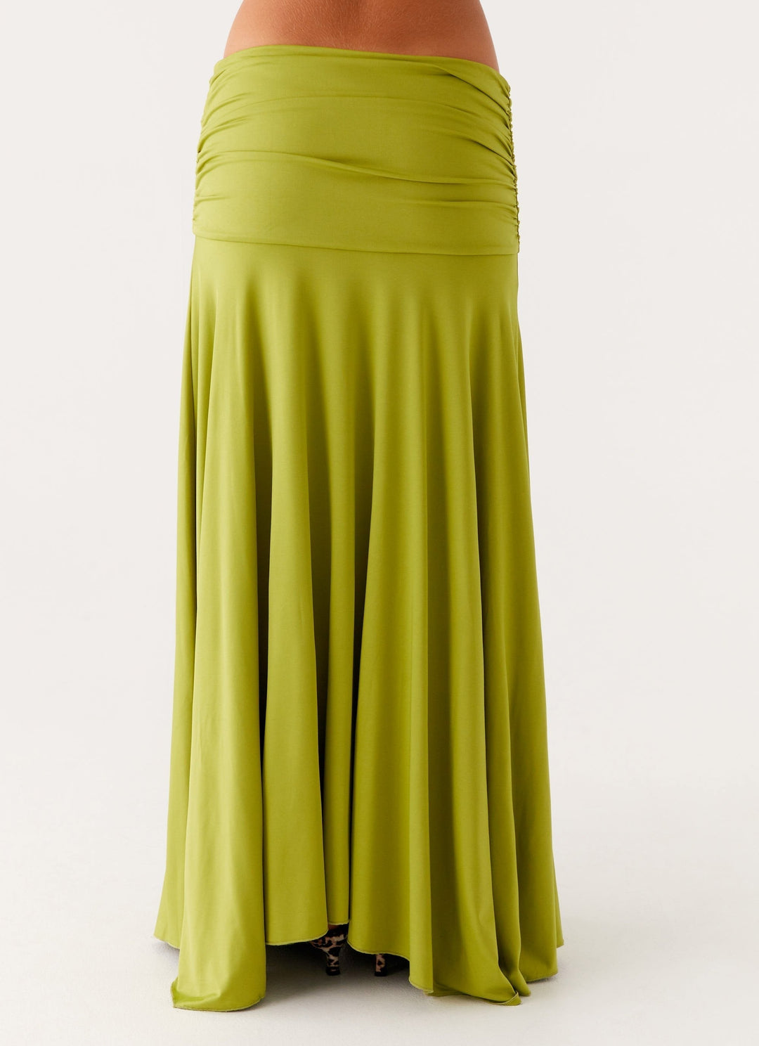 Maxikleid aus gerafftem Satin