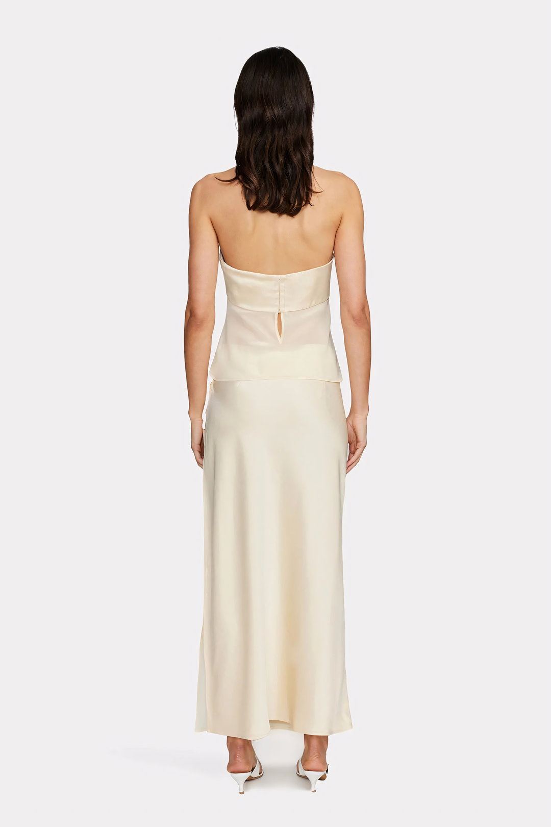 Trägerloses Kleid mit transparenter Drapierung