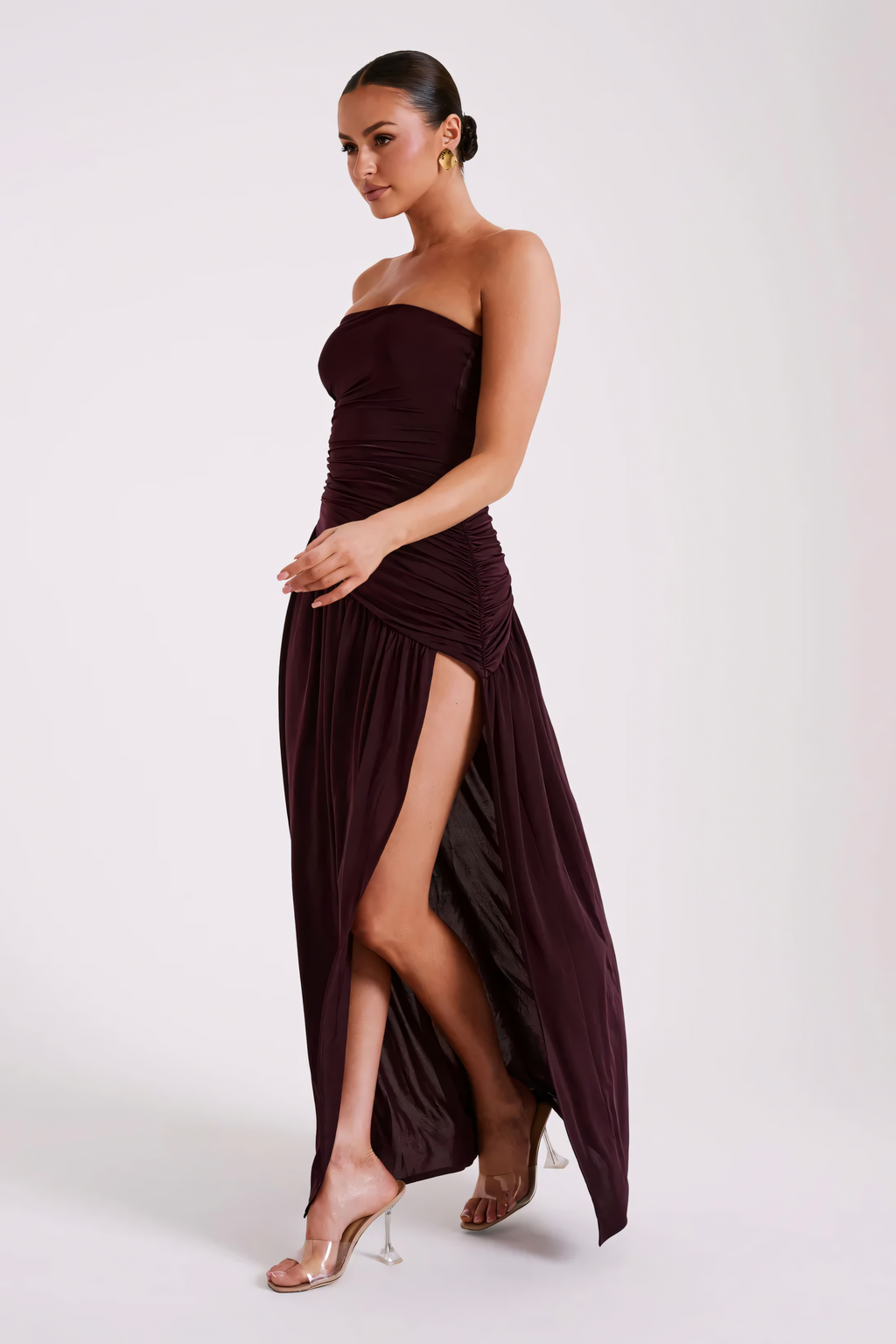 Ruched evening gown in Bordeaux