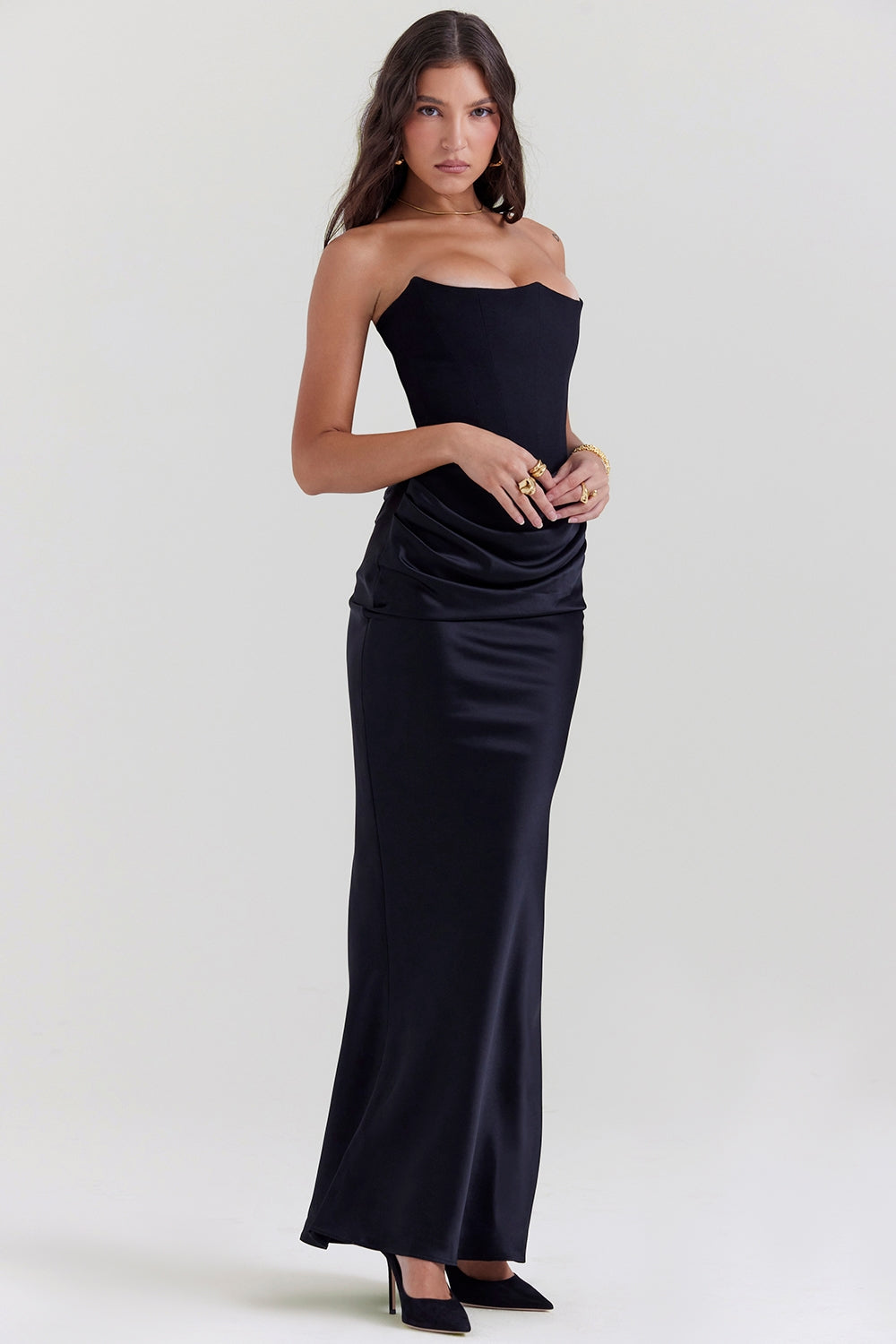 Trägerloses Korsettkleid