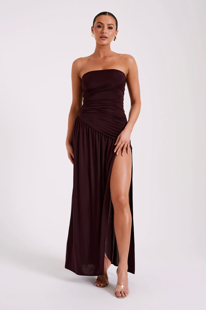 Gerafftes Abendkleid in Bordeaux